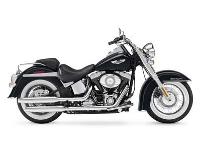 2010 Harley-Davidson Softail® Deluxe in Omaha, Nebraska