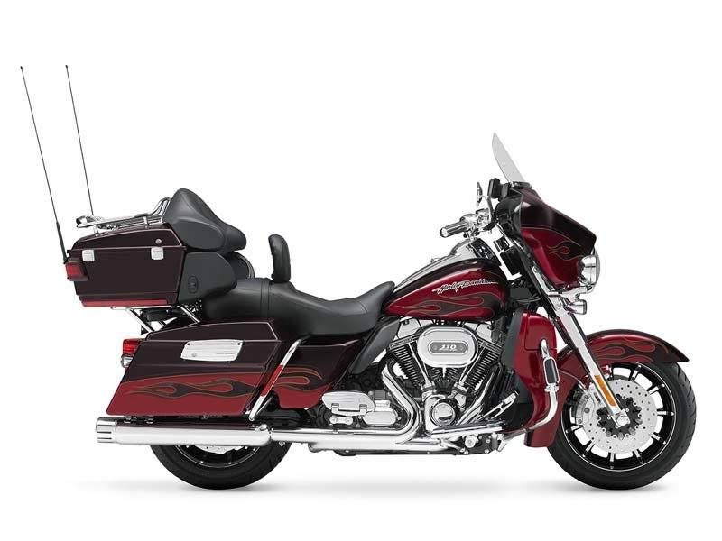 2011 Harley-Davidson CVO™ Ultra Classic® Electra Glide® in Scott, Louisiana