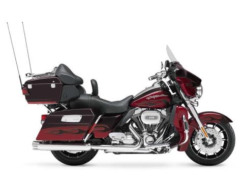 2011 Harley-Davidson CVO™ Ultra Classic® Electra Glide® in Scott, Louisiana