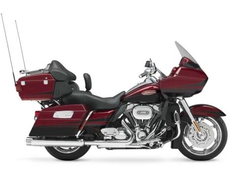 2011 Harley-Davidson CVO™ Road Glide® Ultra in Greenville, South Carolina