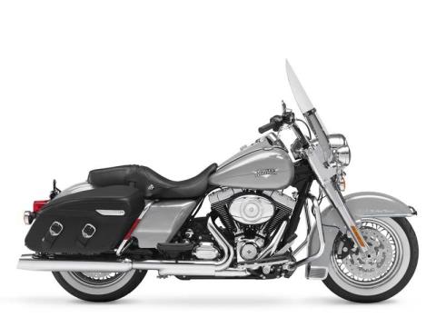 2011 Harley-Davidson Road King® Classic in Scott, Louisiana