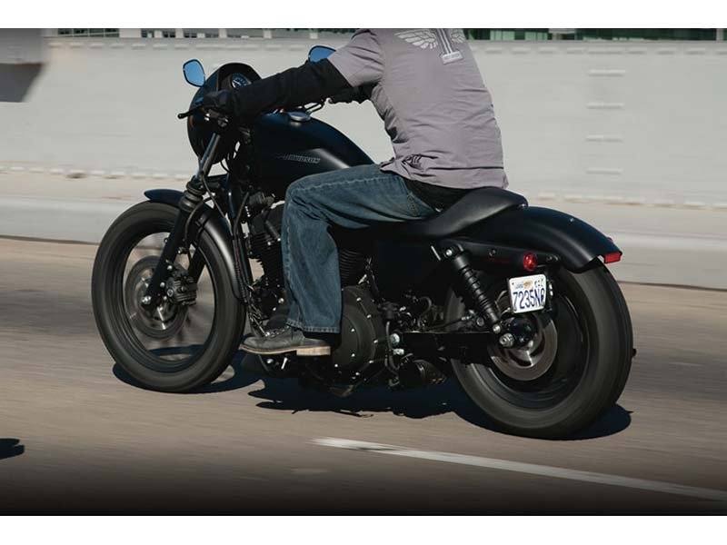 2012 Harley-Davidson Sportster® Iron 883™ in Scott, Louisiana - Photo 6