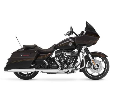 Used 2012 Harley Davidson CVO Road Glide Custom Maple Metallic Vivid Black with Real Smoke Graphics Motorcycles in Franklin TN TT955620