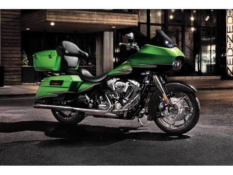 2012 Harley-Davidson Road Glide® Custom in Scott, Louisiana - Photo 6