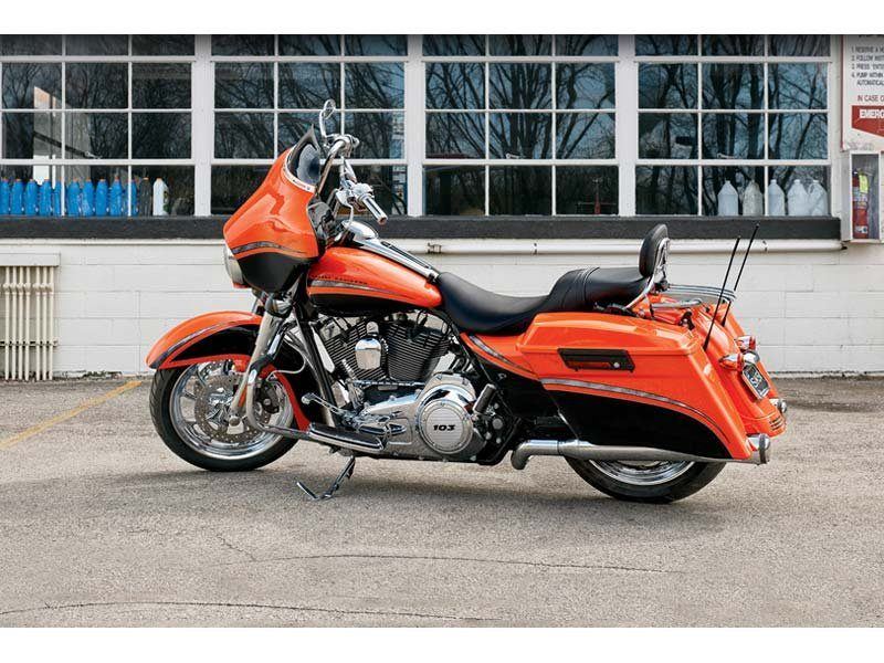 2012 Harley-Davidson Street Glide® 5