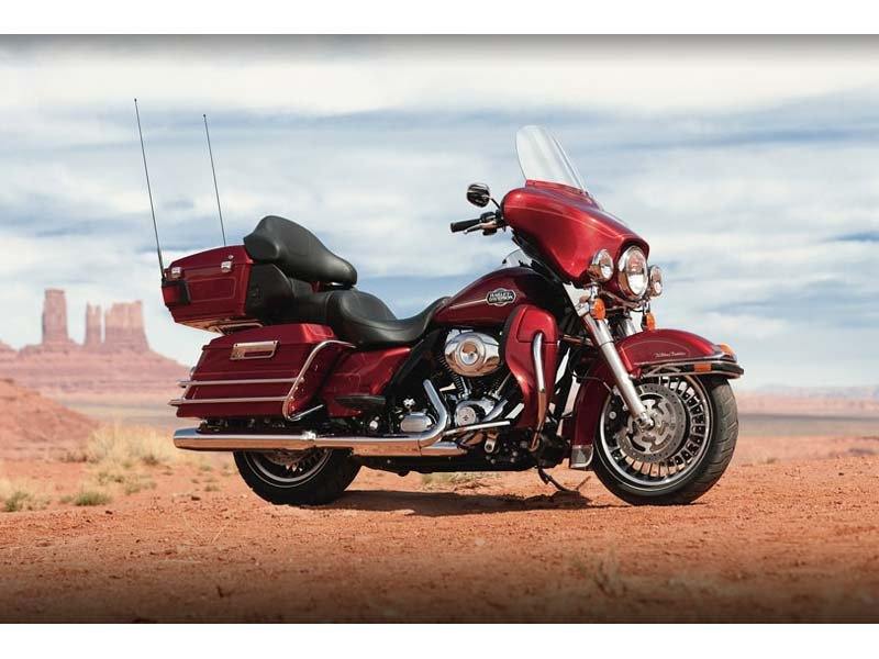 2012 Harley-Davidson Ultra Classic® Electra Glide® in Salem, Oregon - Photo 4
