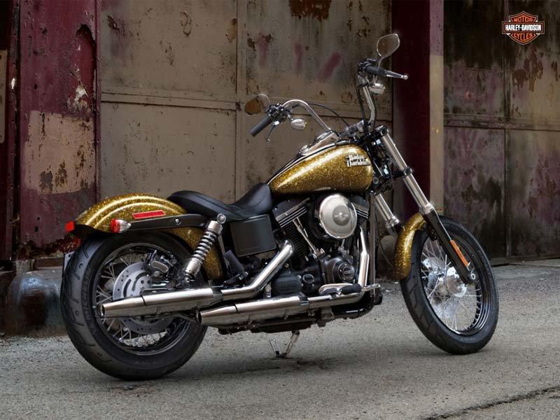 Harley dyna street bob