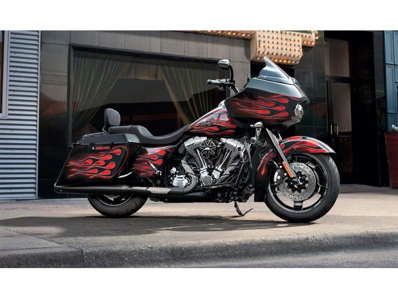 2013 Harley-Davidson Road Glide® Custom in Columbia, Missouri - Photo 3