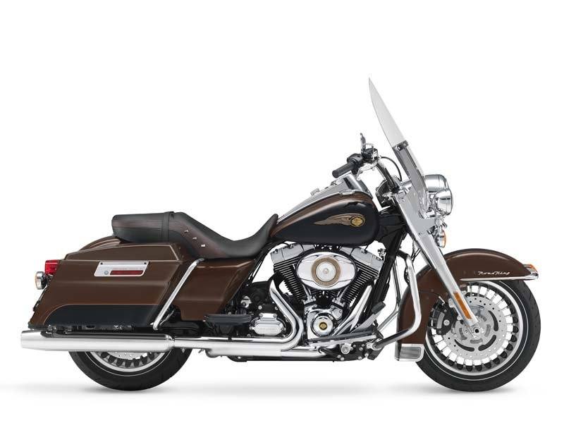 2013 Harley-Davidson Road King® 110th Anniversary Edition in Manchester, New Hampshire - Photo 17
