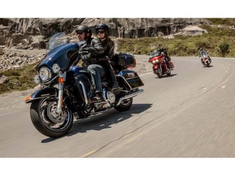 2013 Harley-Davidson Ultra Classic® Electra Glide® in Houston, Texas - Photo 5