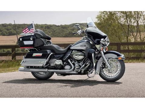 2013 Harley-Davidson Ultra Classic® Electra Glide® in Houston, Texas - Photo 3