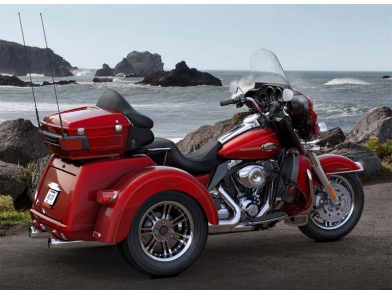 2013 Harley-Davidson Tri Glide® Ultra Classic® in Columbia, Missouri - Photo 3