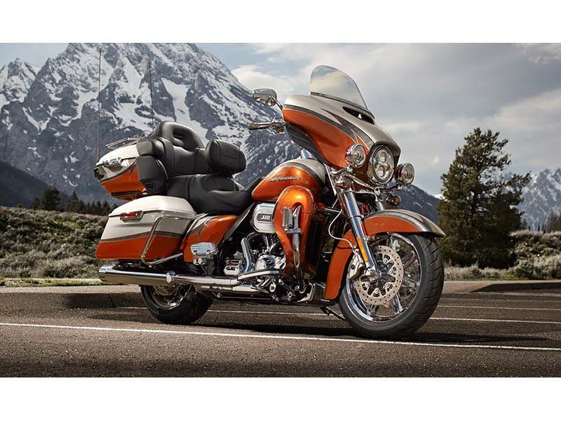 2014 Harley-Davidson CVO™ Limited in Washington, Utah - Photo 8