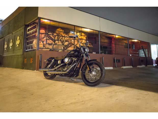 2014 Harley-Davidson Dyna® Street Bob® in Salem, Oregon - Photo 4