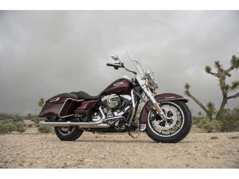 Used 2014 Harley-Davidson Road King® Mysterious Red Sunglo