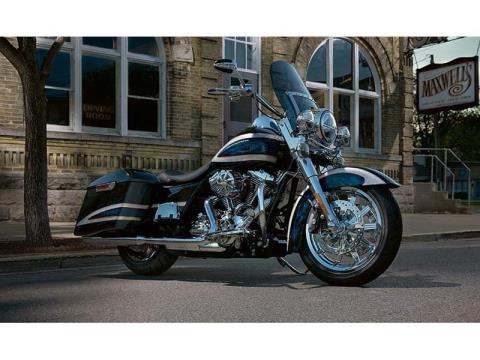 2014 Harley-Davidson Road King® in Pasadena, Texas - Photo 4