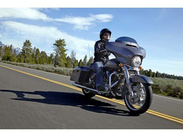2014 Harley-Davidson Street Glide® in Greenville, South Carolina - Photo 5