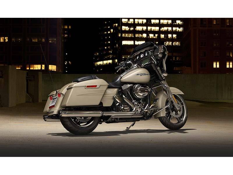 2014 Harley-Davidson Street Glide® Special in Greenville, South Carolina - Photo 4