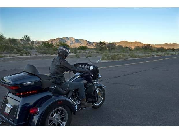 2014 Harley-Davidson Tri Glide® Ultra in Burlington, North Carolina - Photo 4