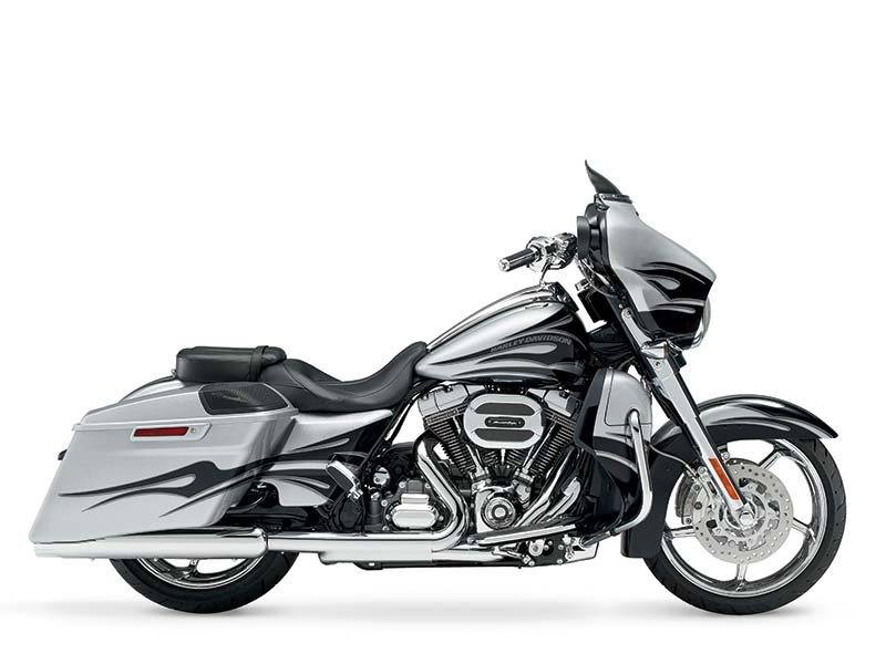 2015 Harley-Davidson CVO™ Street Glide® in San Antonio, Texas - Photo 1