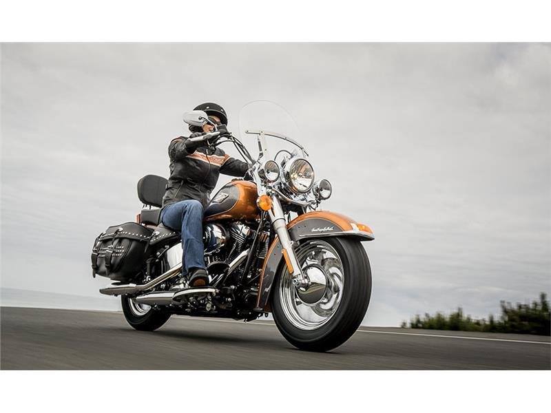 2015 Harley-Davidson Heritage Softail® Classic 8