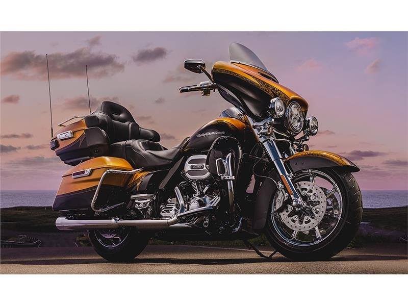 2015 Harley-Davidson CVO Limited 2