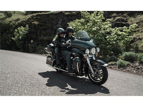 2015 Harley-Davidson Electra Glide® Ultra Classic® Low in Salem, Oregon - Photo 6