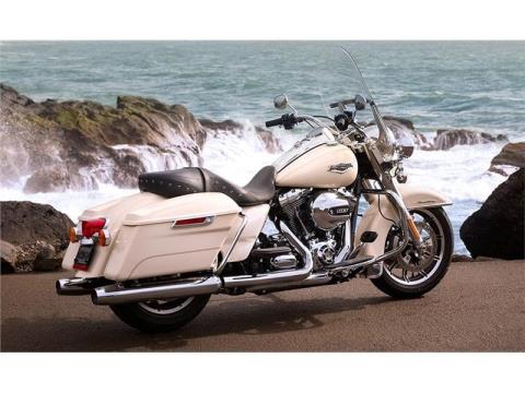 2015 Harley-Davidson Road King® in Scott, Louisiana - Photo 2
