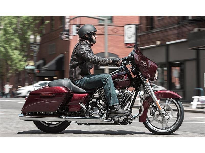 2015 Harley-Davidson Street Glide® in Slidell, Louisiana - Photo 8