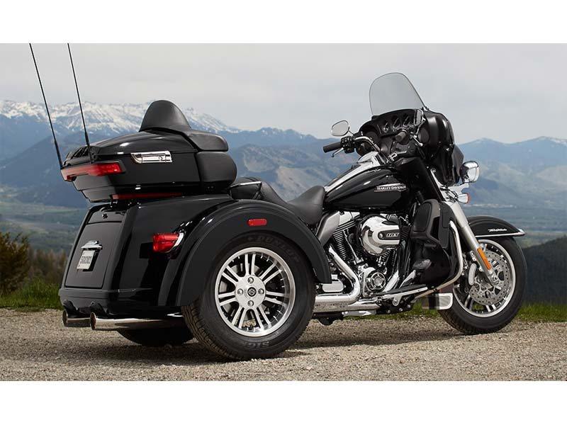 2015 Harley-Davidson Tri Glide® Ultra 4