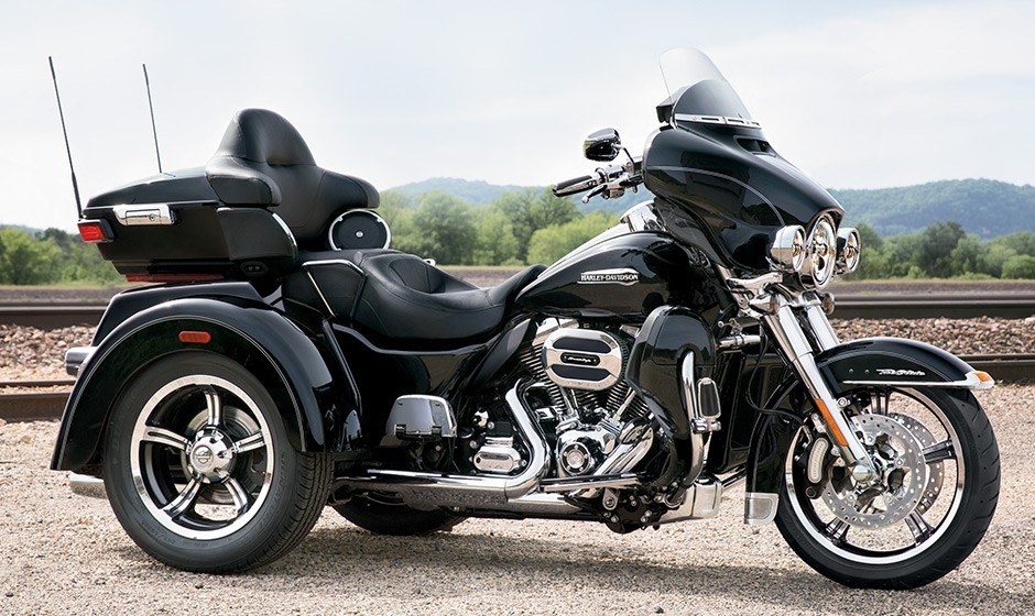 2015 Harley-Davidson Tri Glide® Ultra in Slidell, Louisiana - Photo 2