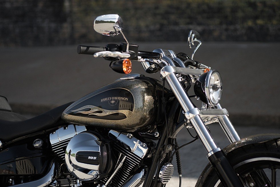 2016 Harley-Davidson Breakout® in Houston, Texas - Photo 5