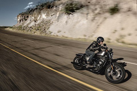 2016 Harley-Davidson Iron 883™ in Temecula, California - Photo 9