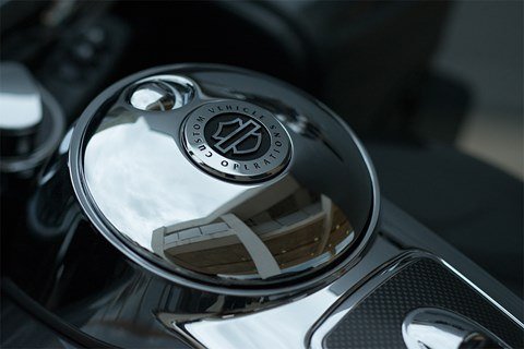 2016 Harley-Davidson CVO™ Road Glide™ Ultra in Pasadena, Texas - Photo 3