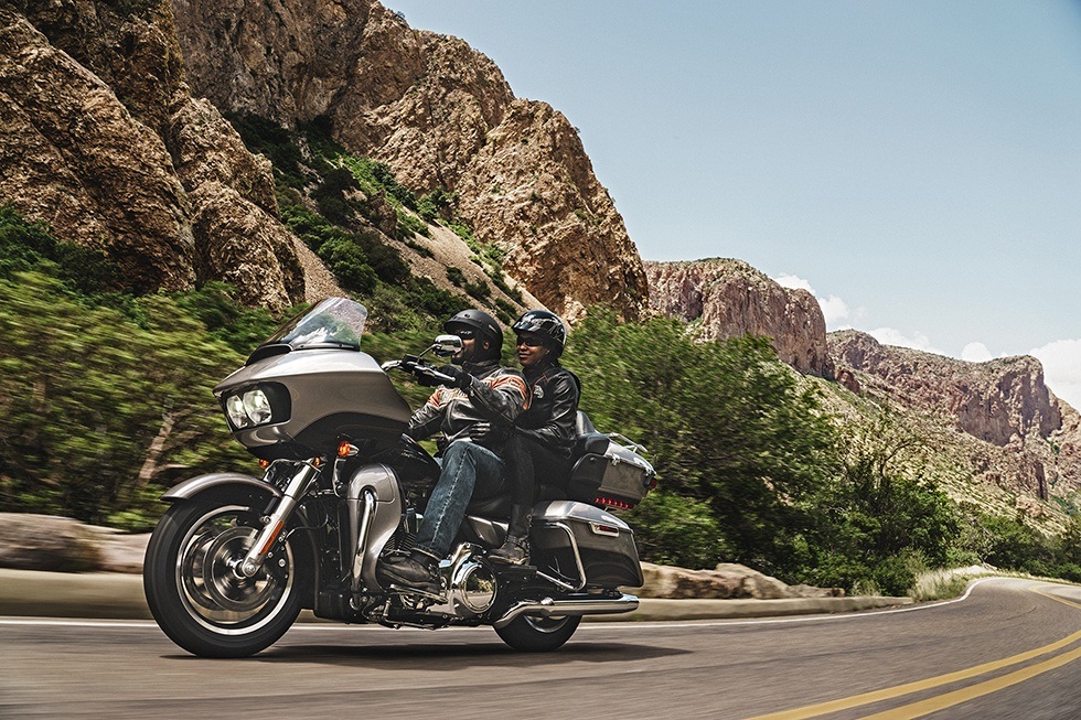 2016 Harley-Davidson Road Glide® Ultra in Scott, Louisiana - Photo 9