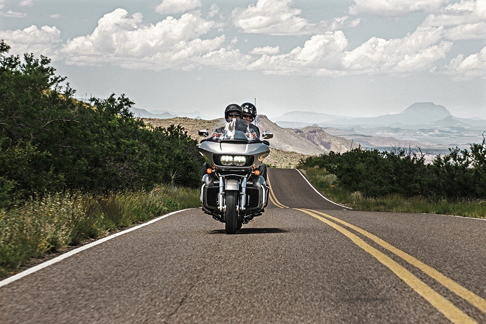 2016 Harley-Davidson Road Glide® Ultra in Burlington, North Carolina - Photo 4