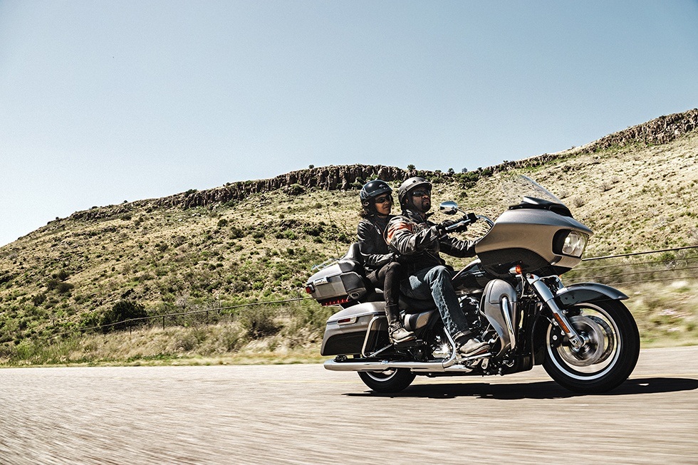 2016 Harley-Davidson Road Glide® Ultra in Burlington, North Carolina - Photo 7