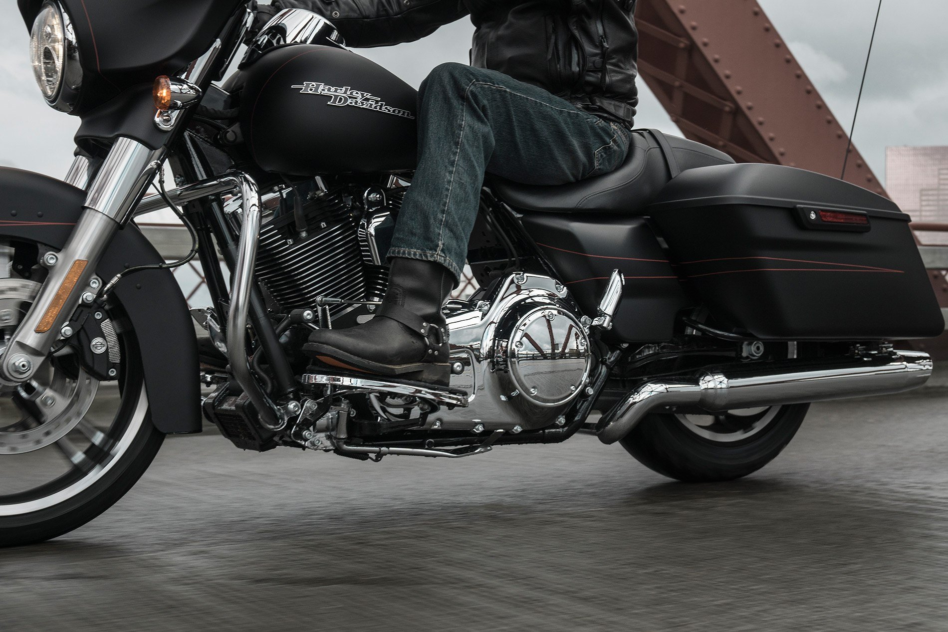 2016 Harley-Davidson Street Glide® Special in Loveland, Colorado - Photo 7