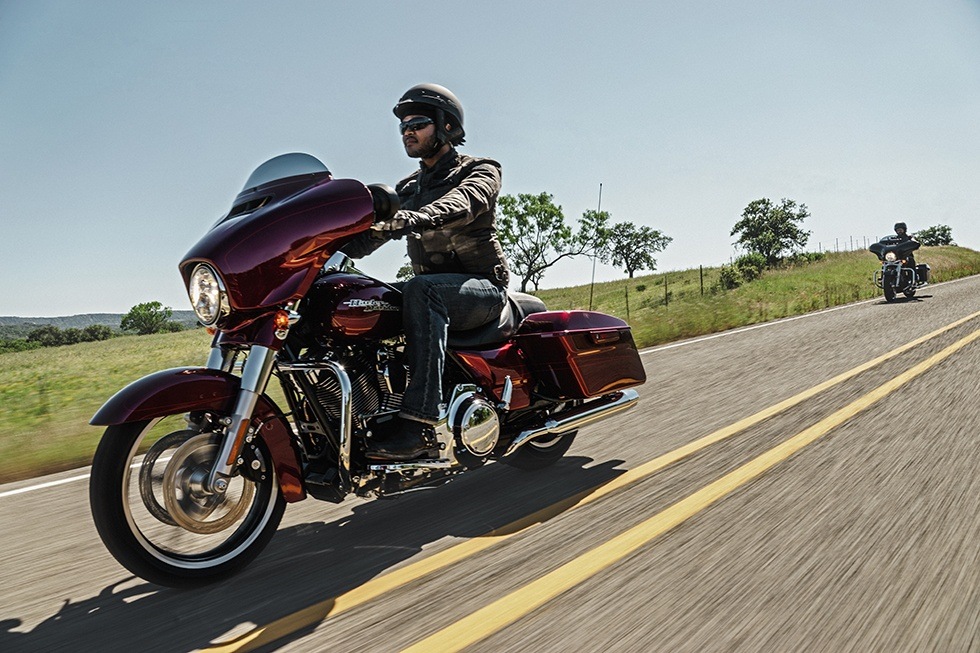 2016 Harley-Davidson Street Glide® Special in Loveland, Colorado - Photo 10