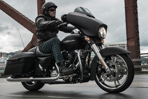 2016 Harley-Davidson Street Glide® Special in Greenville, South Carolina - Photo 5