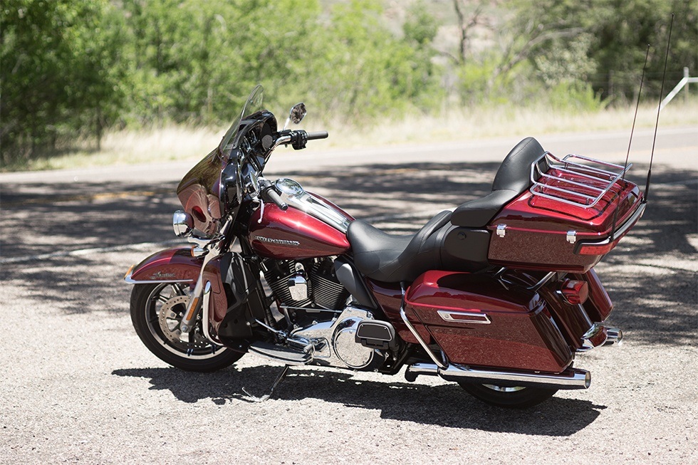 2016 Harley-Davidson Ultra Limited in Dubuque, Iowa - Photo 3