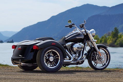 2016 Harley-Davidson Freewheeler™ in Loveland, Colorado - Photo 2