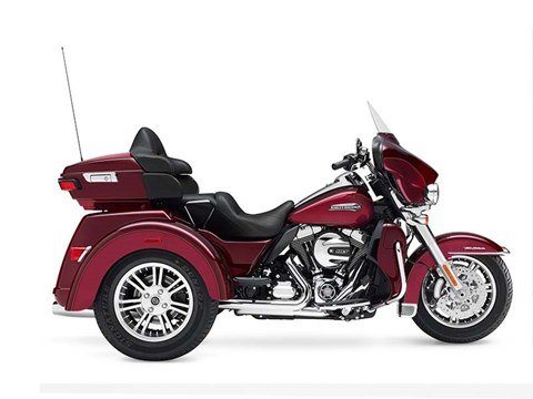 2016 Harley-Davidson Tri Glide® Ultra in Loveland, Colorado - Photo 1
