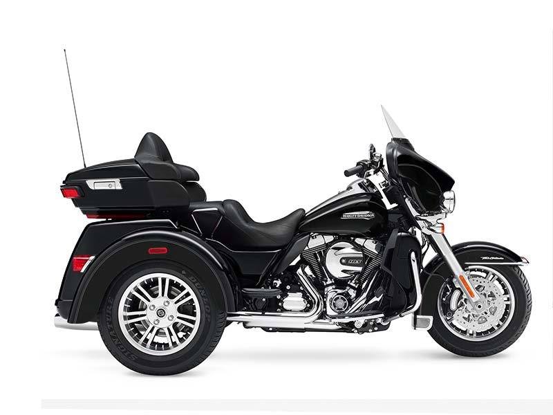 2016 Harley-Davidson Tri Glide® Ultra in Loveland, Colorado - Photo 1