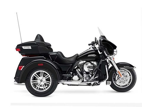 2016 Harley-Davidson Tri Glide® Ultra in Loveland, Colorado - Photo 1