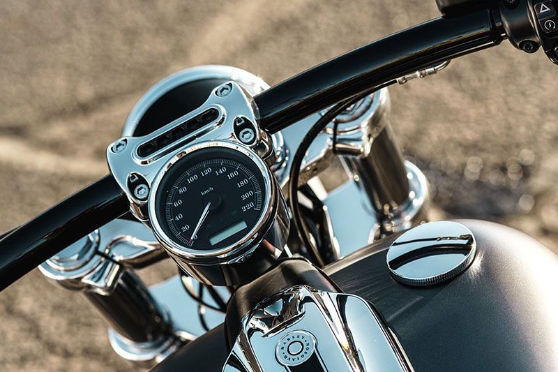 2017 Harley-Davidson Breakout® in Columbia, Missouri - Photo 4