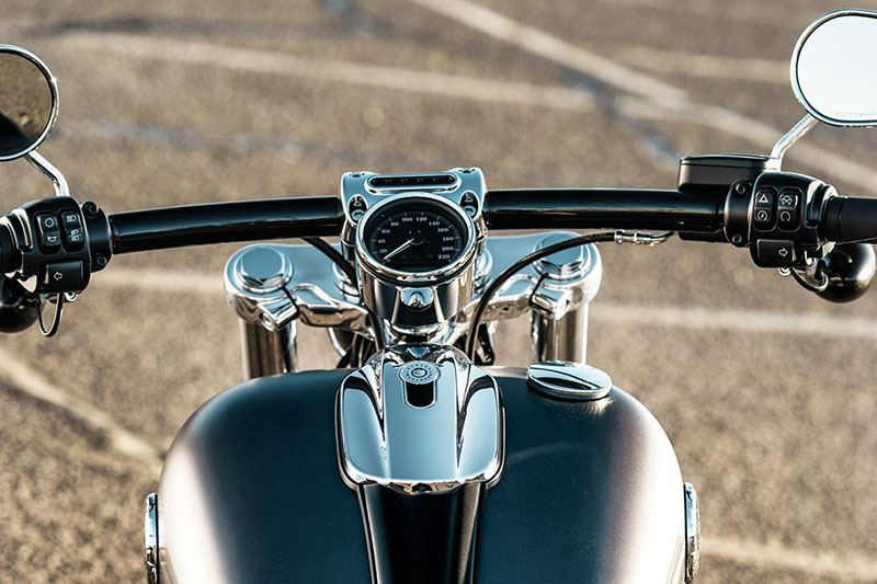 2017 Harley-Davidson Breakout® in Columbia, Missouri - Photo 6