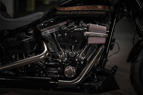 2017 Harley-Davidson CVO™ Pro Street Breakout® in Salem, Oregon - Photo 6