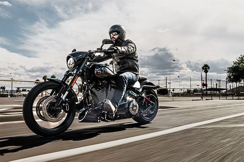 2017 Harley-Davidson CVO™ Pro Street Breakout® in Salem, Oregon - Photo 11