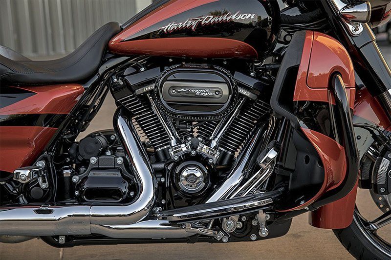 2017 Harley-Davidson CVO™ Street Glide® in Scott, Louisiana - Photo 3